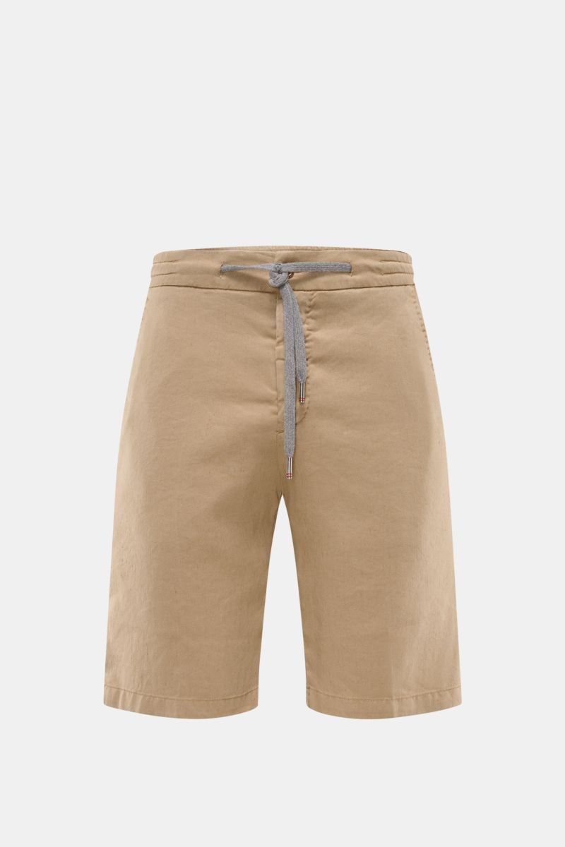 Marco Pescarolo Bermudas 'Cenito' beige aus elastischem Leinen-Lyocell-Mix, frontale Ansicht mit Tunnelzug, Reißverschluss und Taschen.