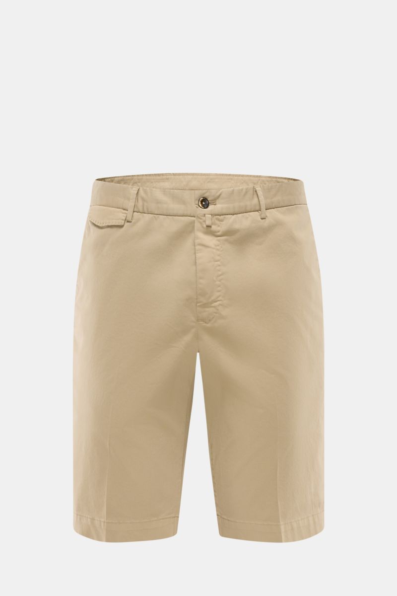 Alt tag (125 characters): Front view of PT Torino Bermudas sand in smooth, slightly elastic cotton, regular fit, high waist with zip, button, and pockets.

Description: 
Typically stylish: These shorts in soft cotton by PT TORINO are the best choice fo