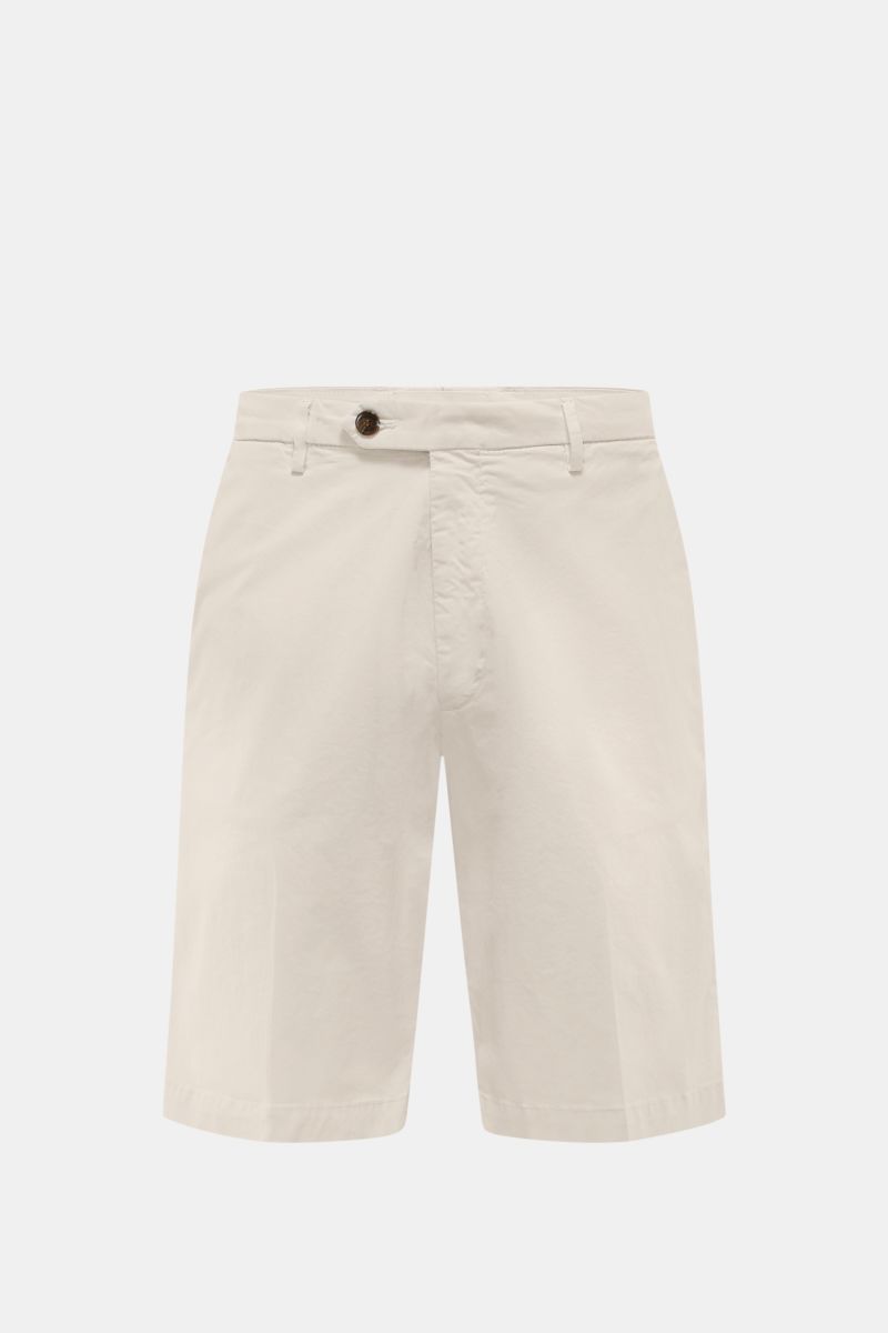 Briglia 1949 Shorts 'Garda' creme, elastische Baumwolle, Regular Fit, Reißverschluss, Bundknopf, französische Taschen, Uhrentasche, Gesäßtaschen, vorne fotografiert.