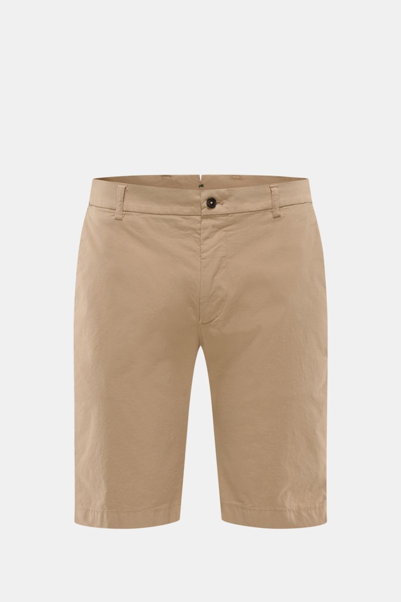 Alt tag (125 characters): Front view of Berwich Bermudas 'Elax' taupe in elasticated cotton, soft feel, regular fit, with zip, button, and pockets.

Additional description:  
With the model 'Elax', BERWICH presents a pair of comfortable Bermudas in sli