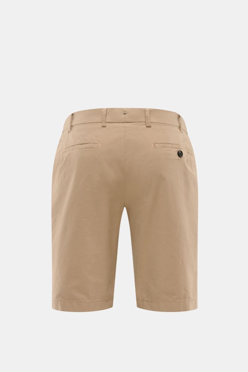 Berwich Bermudas 'Elax' taupe shown from the back, made of elasticated cotton with a soft feel, regular fit, zip and waist button, partially elasticated waistband, French pockets, and back pockets with button, perfect for hot days and holidays.