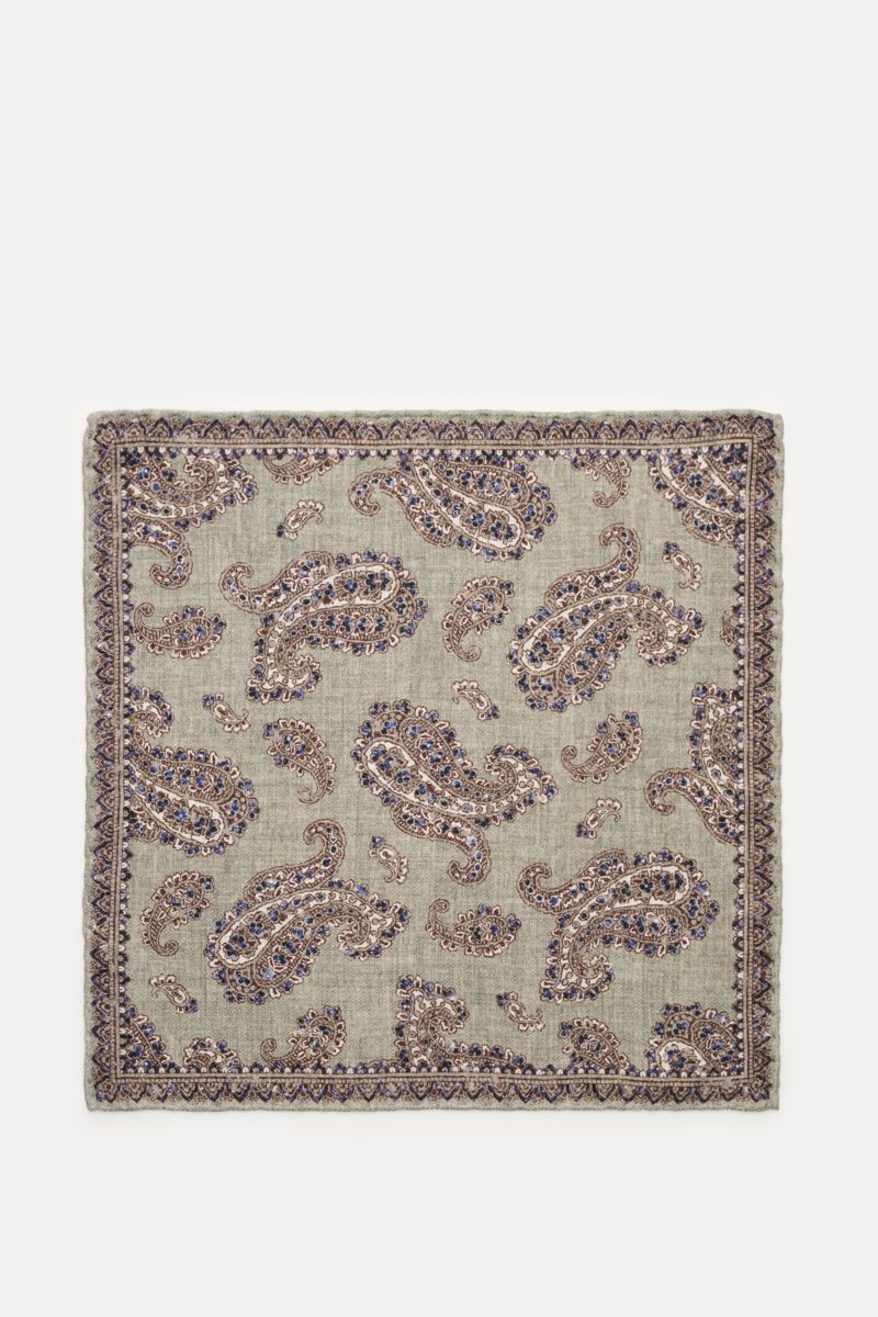 Rosi Collection Seiden-Einstecktuch 'Easy' graugrün/dunkelbraun/dunkelblau gemustert, reine Seide, Paisley-Muster, rollierte Kanten, Maße 31x31 cm, fotografiert von oben.