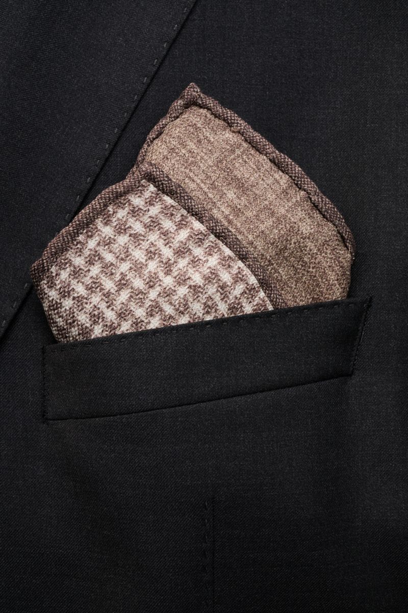 Brunello Cucinelli Seiden-Einstecktuch braun/off-white gemustert