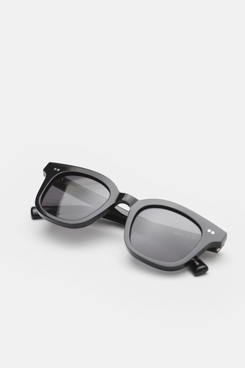 Chimi Sunglasses '02' black/dark grey
