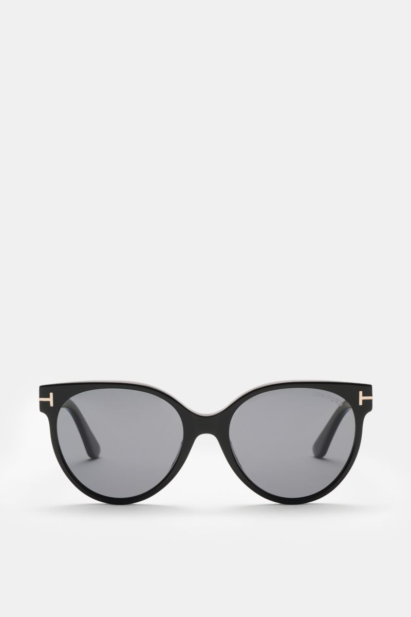Front view of Tom Ford Sunglasses 'Tallulah' black with classic papillon style, evenly tinted plastic lenses, acetate frame, and 100% UV protection. Stylish all-rounder for versatile summer looks with velvet hard case included.