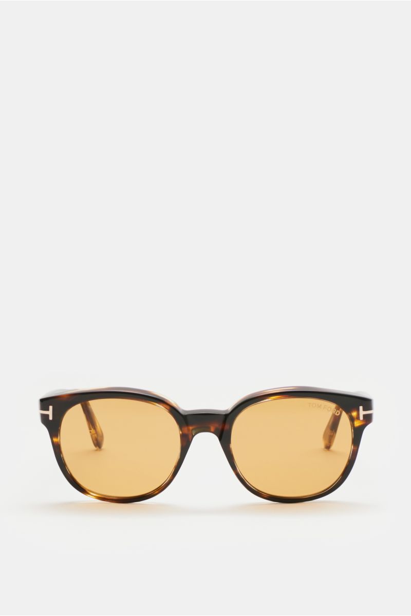 Front view of Tom Ford Sunglasses 'Mert' dark brown melange with slightly rounded silhouette, mottled acetate frame, evenly tinted plastic lenses, 100% UV protection filter category 3, velvet hard case included.