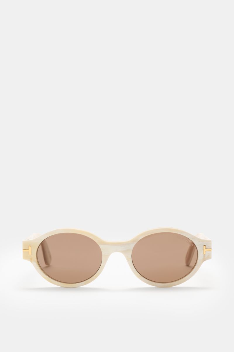 Front view of Tom Ford Horn sunglasses 'Private Collection' off-white/cream patterned with round genuine buffalo horn frame and tinted lenses.

Description:  
The luxurious 'Private Collection' by TOM FORD only features exclusive designs worn by the de