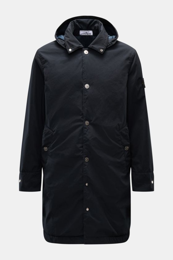 Stone Island Parka 'Light Compact Touch Poly-TC' dark navy, frontal, wind- und wasserabweisend, Slim Fit, Kapuze, Kompass-Badge, leichte Wattierung. Stone Island Parka 'Light Compact Touch Poly-TC' dark navy, frontal, wind- und wasserabweisend, Slim Fit, Kapuze, Kompass-Badge, leichte Wattierung.