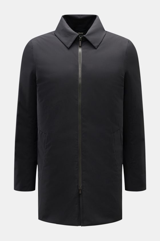 UBR Daunenjacke 'Quantum' schwarz, frontale Ansicht, Slim Fit, wasserabweisend, winddicht, Daunenfüllung, Microfaser, variabler Umlegekragen, Zwei-Wege-Reißverschluss, schräge Leistentaschen, Handwärmetaschen, zwei Innentaschen mit Zipper, geschmeidiges F UBR Daunenjacke 'Quantum' schwarz, frontale Ansicht, Slim Fit, wasserabweisend, winddicht, Daunenfüllung, Microfaser, variabler Umlegekragen, Zwei-Wege-Reißverschluss, schräge Leistentaschen, Handwärmetaschen, zwei Innentaschen mit Zipper, geschmeidiges F