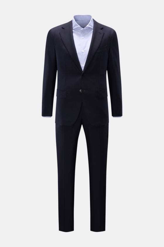 Caruso Anzug 'Aida' navy in Slim Fit, aus reiner Wolle, frontale Ansicht mit tailliertem Sakko, fallendem Revers und klassischer Hose. Caruso Anzug 'Aida' navy in Slim Fit, aus reiner Wolle, frontale Ansicht mit tailliertem Sakko, fallendem Revers und klassischer Hose.