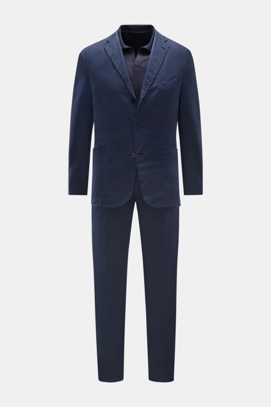 Boglioli Anzug 'K. Jacket' navy im Slim Fit, frontale Ansicht, Baumwoll-Twill, tailliertes Sakko mit Drei-Knopf-Stil, schmal zulaufende Hose. Boglioli Anzug 'K. Jacket' navy im Slim Fit, frontale Ansicht, Baumwoll-Twill, tailliertes Sakko mit Drei-Knopf-Stil, schmal zulaufende Hose.