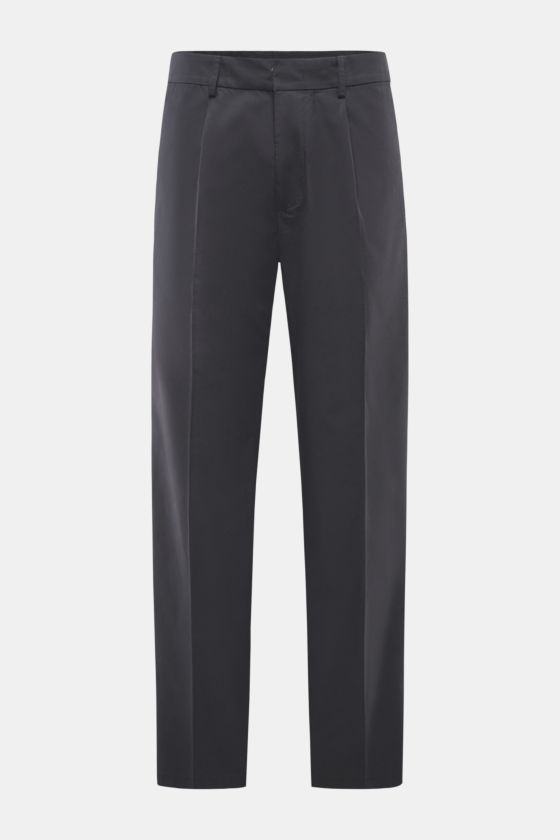 Emporio Armani Baumwollhose navy, frontale Ansicht, leichte, schmal zulaufende Regular Fit Hose aus reiner Baumwolle mit Taschen, Reißverschluss und Bundhaken. Emporio Armani Baumwollhose navy, frontale Ansicht, leichte, schmal zulaufende Regular Fit Hose aus reiner Baumwolle mit Taschen, Reißverschluss und Bundhaken.