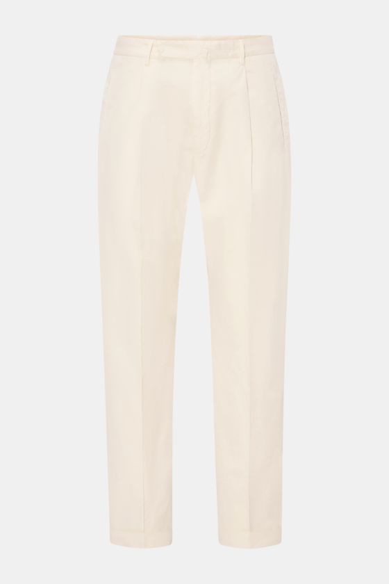 Santaniello Chino 'Arsenio' creme, knöchellang, aus weichem Baumwoll-Twill mit Bundfalte, Reißverschluss, Taschen, fixiertem Saum, frontale Ansicht. Santaniello Chino 'Arsenio' creme, knöchellang, aus weichem Baumwoll-Twill mit Bundfalte, Reißverschluss, Taschen, fixiertem Saum, frontale Ansicht.