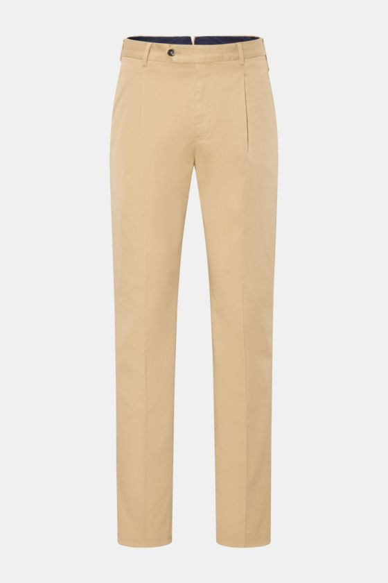 PT Torino Chino 'Union Fit' beige aus Baumwolltwill mit leichtem Stretch, Bundfalte, französischen Taschen, Uhrentasche, schmal zulaufend, frontale Ansicht. PT Torino Chino 'Union Fit' beige aus Baumwolltwill mit leichtem Stretch, Bundfalte, französischen Taschen, Uhrentasche, schmal zulaufend, frontale Ansicht.