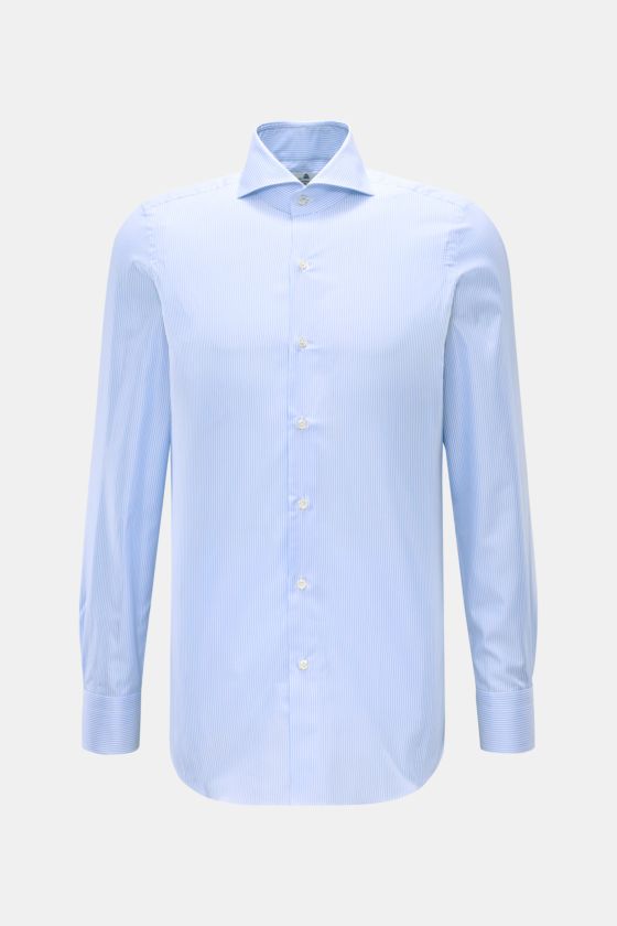 Finamore Business Hemd 'Sergio Milano' Haifisch-Kragen hellblau/weiß gestreift, Frontansicht, reine Baumwolle, kühler glatter Griff, klassisches Streifenmuster, Extra Slim Fit, französische Knopfleiste mit Perlmuttknöpfen, klassische Sportmanschette, geru Finamore Business Hemd 'Sergio Milano' Haifisch-Kragen hellblau/weiß gestreift, Frontansicht, reine Baumwolle, kühler glatter Griff, klassisches Streifenmuster, Extra Slim Fit, französische Knopfleiste mit Perlmuttknöpfen, klassische Sportmanschette, geru