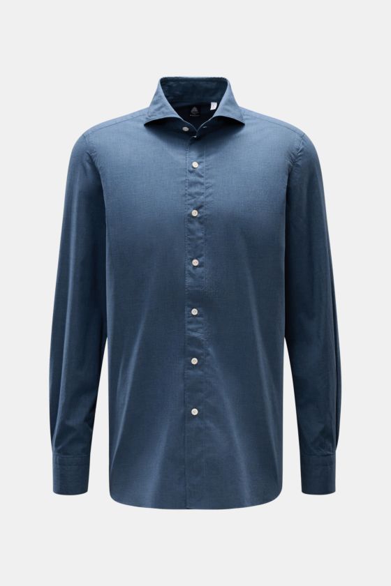 Finamore Casual Hemd 'Sergio Gaeta' Haifisch-Kragen navy, frontale Nahaufnahme, Regular Fit, reine Baumwolle, Leinwandbindung, weicher Griff, französische Knopfleiste, Sportmanschette, schmale Rückenpasse, gerundeter Saum. Finamore Casual Hemd 'Sergio Gaeta' Haifisch-Kragen navy, frontale Nahaufnahme, Regular Fit, reine Baumwolle, Leinwandbindung, weicher Griff, französische Knopfleiste, Sportmanschette, schmale Rückenpasse, gerundeter Saum.
