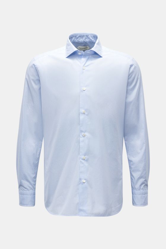 Guglielminotti Casual Hemd Haifisch-Kragen blau/weiß kariert, Slim Fit, reine Baumwolle, glatter Griff, Frontansicht mit Knopfleiste und Manschetten. Guglielminotti Casual Hemd Haifisch-Kragen blau/weiß kariert, Slim Fit, reine Baumwolle, glatter Griff, Frontansicht mit Knopfleiste und Manschetten.