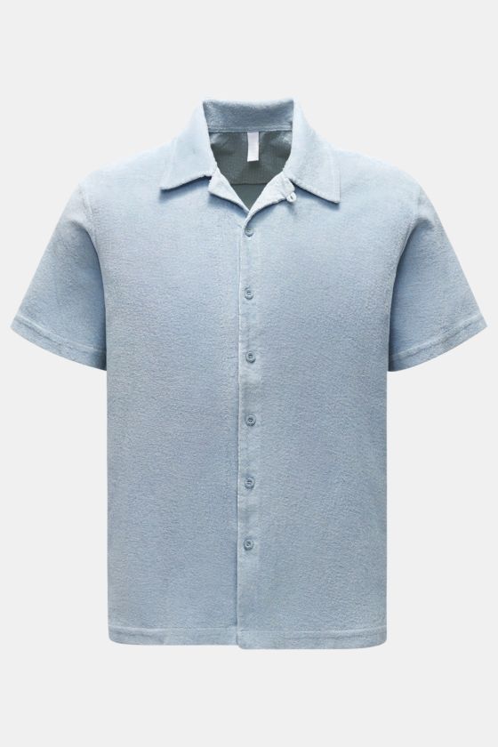 04651/ A trip in a bag Frottee-Kurzarmhemd 'Terry Shirt' Kubanischer Kragen pastellblau 04651/ A trip in a bag Frottee-Kurzarmhemd 'Terry Shirt' Kubanischer Kragen pastellblau