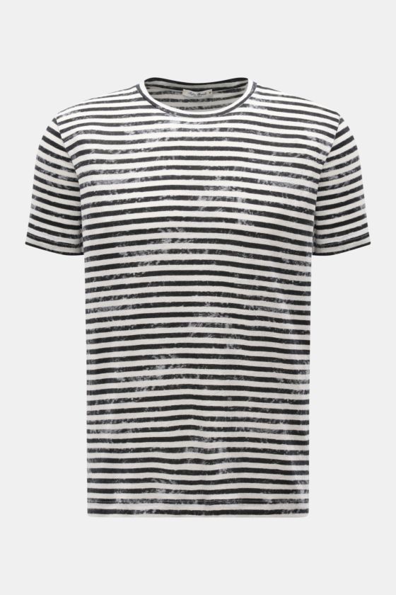 Stefan Brandt Leinen Rundhals-T-Shirt schwarz/offwhite gestreift, Frontansicht, elastischer Leinen-Jersey, weicher Griff, Regular Fit, maritime Streifen. Stefan Brandt Leinen Rundhals-T-Shirt schwarz/offwhite gestreift, Frontansicht, elastischer Leinen-Jersey, weicher Griff, Regular Fit, maritime Streifen.