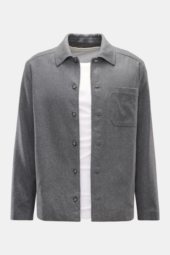 A.P.C. Overshirt 'Jamie' grau meliert, frontal fotografiert, Regular Fit mit Umlegekragen, Sechs-Knopf-Leiste, Brusttasche, aus Wolle und Microfaser, weich und minimalistisch. A.P.C. Overshirt 'Jamie' grau meliert, frontal fotografiert, Regular Fit mit Umlegekragen, Sechs-Knopf-Leiste, Brusttasche, aus Wolle und Microfaser, weich und minimalistisch.