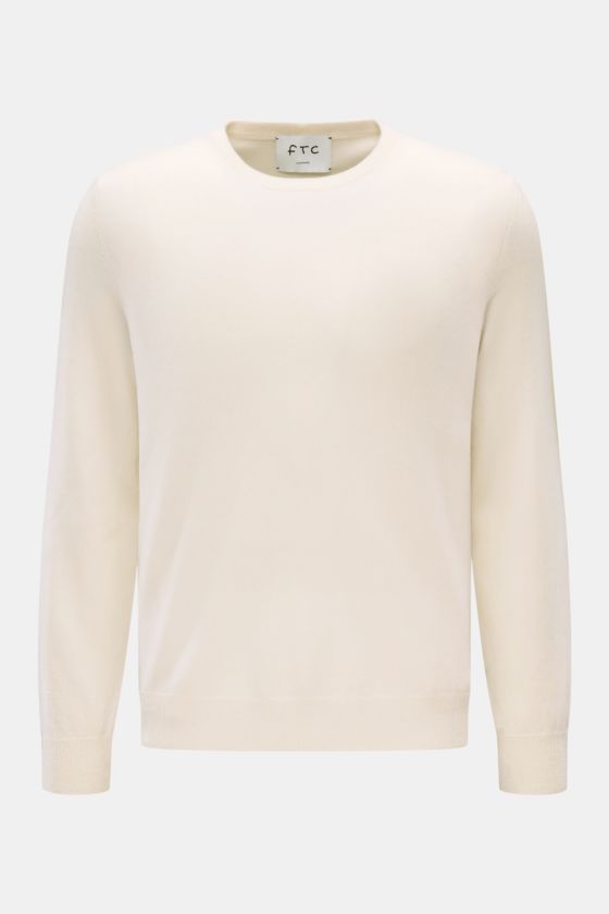 FTC Cashmere Rundhalspullover creme, Slim Fit, feines Strickbild, reiner Cashmere, sehr weich, mit Rundhalsausschnitt und Rippbündchen, frontale Perspektive. FTC Cashmere Rundhalspullover creme, Slim Fit, feines Strickbild, reiner Cashmere, sehr weich, mit Rundhalsausschnitt und Rippbündchen, frontale Perspektive.
