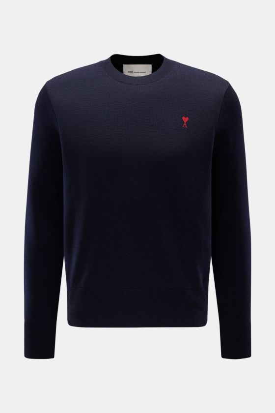 Ami Paris Merino Rundhalspullover navy, Frontansicht, Regular Fit, reine Merinowolle, weicher Griff, feines Strickbild, Rundhalsausschnitt, Logo-Stitching, Rippbündchen. Ami Paris Merino Rundhalspullover navy, Frontansicht, Regular Fit, reine Merinowolle, weicher Griff, feines Strickbild, Rundhalsausschnitt, Logo-Stitching, Rippbündchen.
