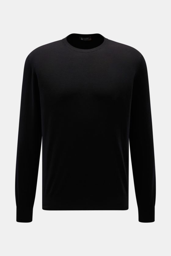 Colombo Rundhalspullover schwarz, Frontansicht, aus reiner Kid Wool, Regular Fit, weicher Griff, Rundhalsausschnitt, Rippbündchen, subtiler Luxus Colombo Rundhalspullover schwarz, Frontansicht, aus reiner Kid Wool, Regular Fit, weicher Griff, Rundhalsausschnitt, Rippbündchen, subtiler Luxus