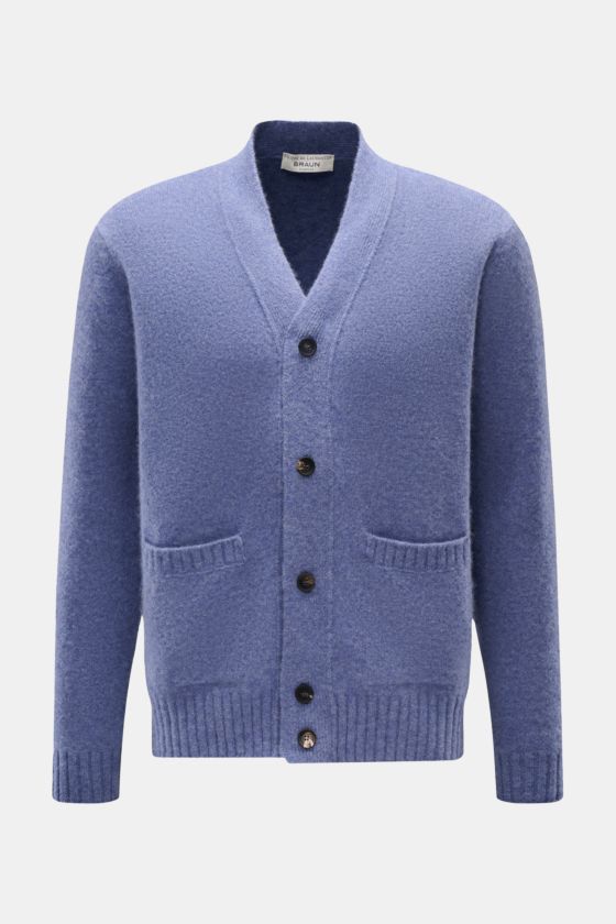 Frontale Nahaufnahme des Filippo de Laurentiis Cardigan rauchblau meliert mit Fünf-Knopf-Leiste, Hüfttaschen, Regular Fit, weichem Mix aus Cashmere, Seide und Microfaser. Frontale Nahaufnahme des Filippo de Laurentiis Cardigan rauchblau meliert mit Fünf-Knopf-Leiste, Hüfttaschen, Regular Fit, weichem Mix aus Cashmere, Seide und Microfaser.
