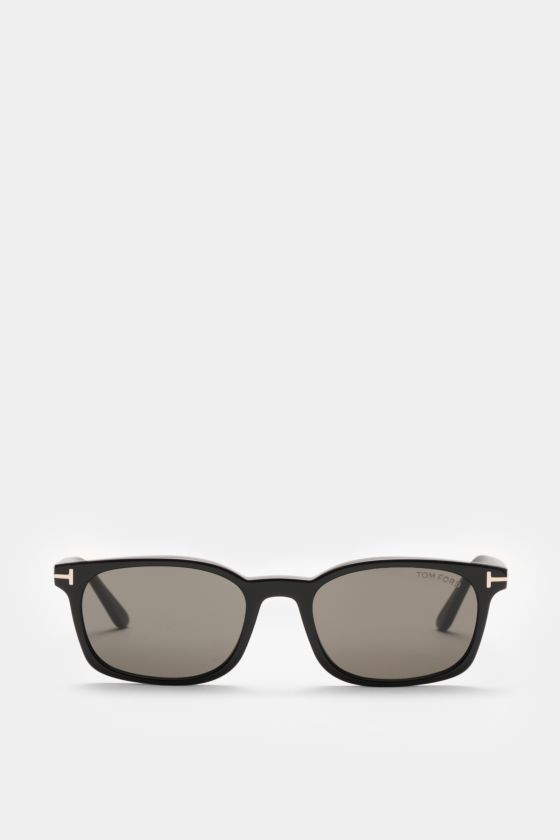 Tom Ford Sonnenbrille 'Miles' schwarz/anthrazit, schmale eckige Form, gleichmäßig getönte Gläser, Acetat-Rahmen, frontal fotografiert. Tom Ford Sonnenbrille 'Miles' schwarz/anthrazit, schmale eckige Form, gleichmäßig getönte Gläser, Acetat-Rahmen, frontal fotografiert.