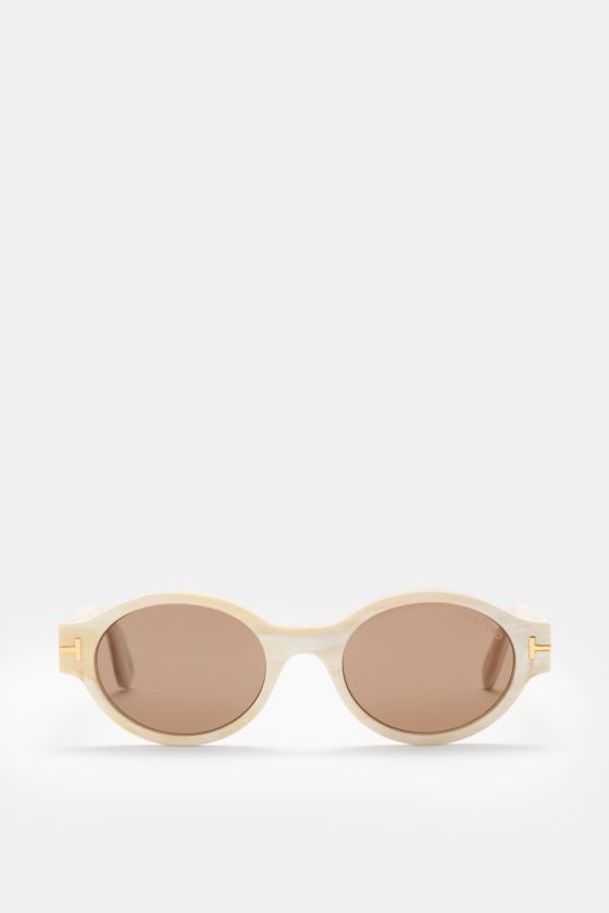 Tom Ford Horn-Sonnenbrille 'Private Collection' offwhite/creme gemustert, rund, Büffelhornrahmen, braune Gläser, T-Detail, frontal fotografiert. Tom Ford Horn-Sonnenbrille 'Private Collection' offwhite/creme gemustert, rund, Büffelhornrahmen, braune Gläser, T-Detail, frontal fotografiert.