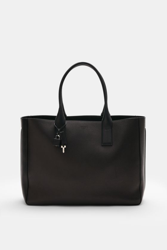 Tom Ford Shopper schwarz, frontal fotografiert, aus genarbtem Kalbleder mit silberner Hardware, Schlüssel-Schloss-Kombination, geräumig und elegant. Tom Ford Shopper schwarz, frontal fotografiert, aus genarbtem Kalbleder mit silberner Hardware, Schlüssel-Schloss-Kombination, geräumig und elegant.