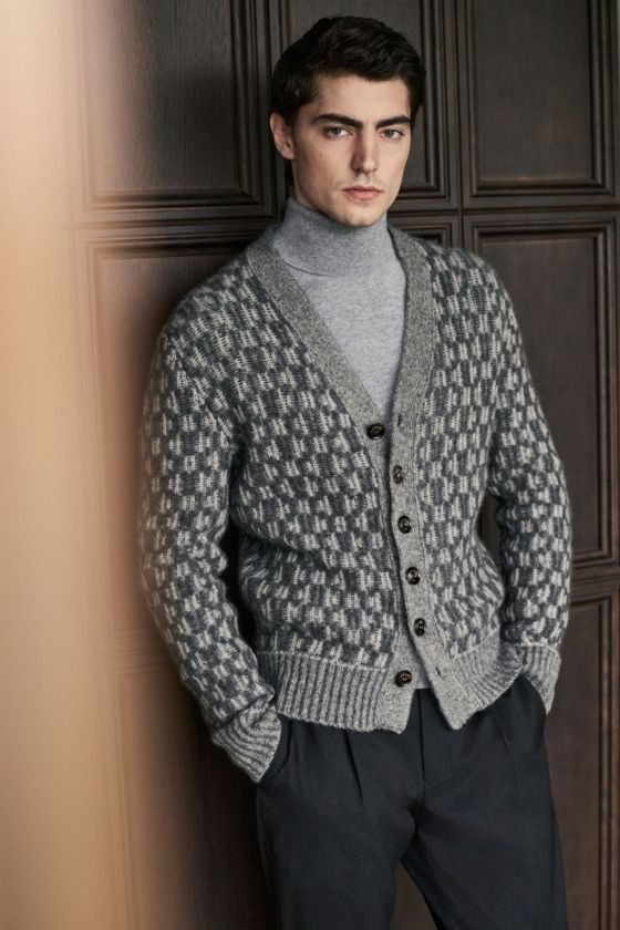 Shop by Look 25 Edition Vol. 17 Shop by Look 25 Edition Vol. 17