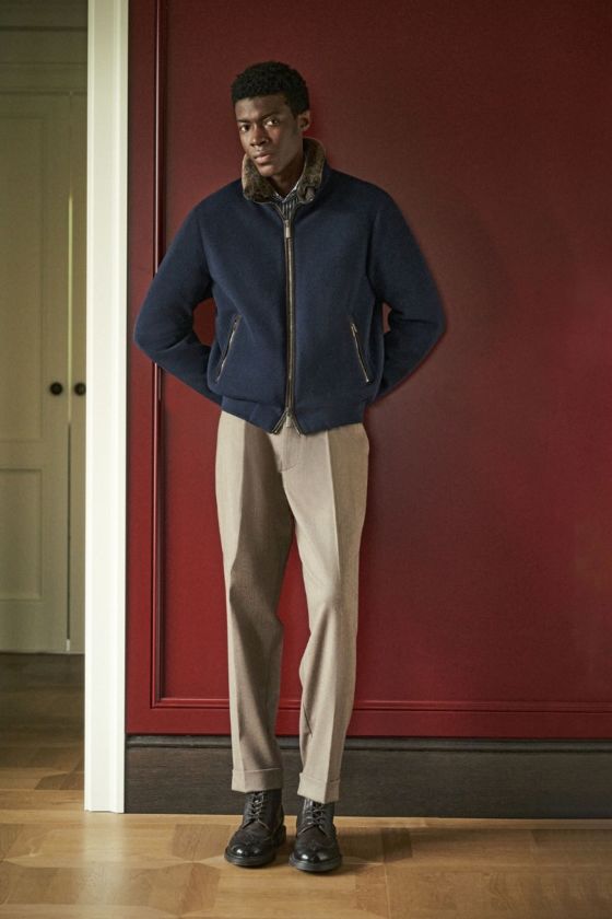 Shop by Look 32 Edition Vol. 17 Shop by Look 32 Edition Vol. 17